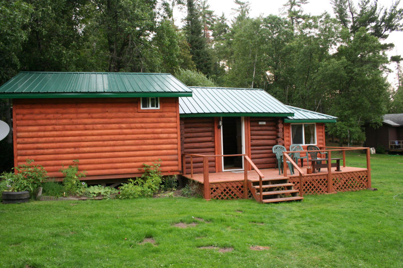 Cabin 3 exterior