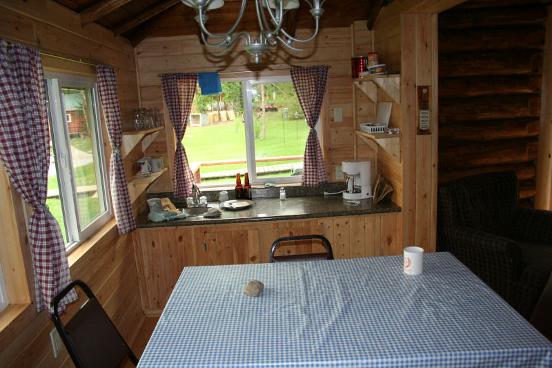 Cabin 3 dining area