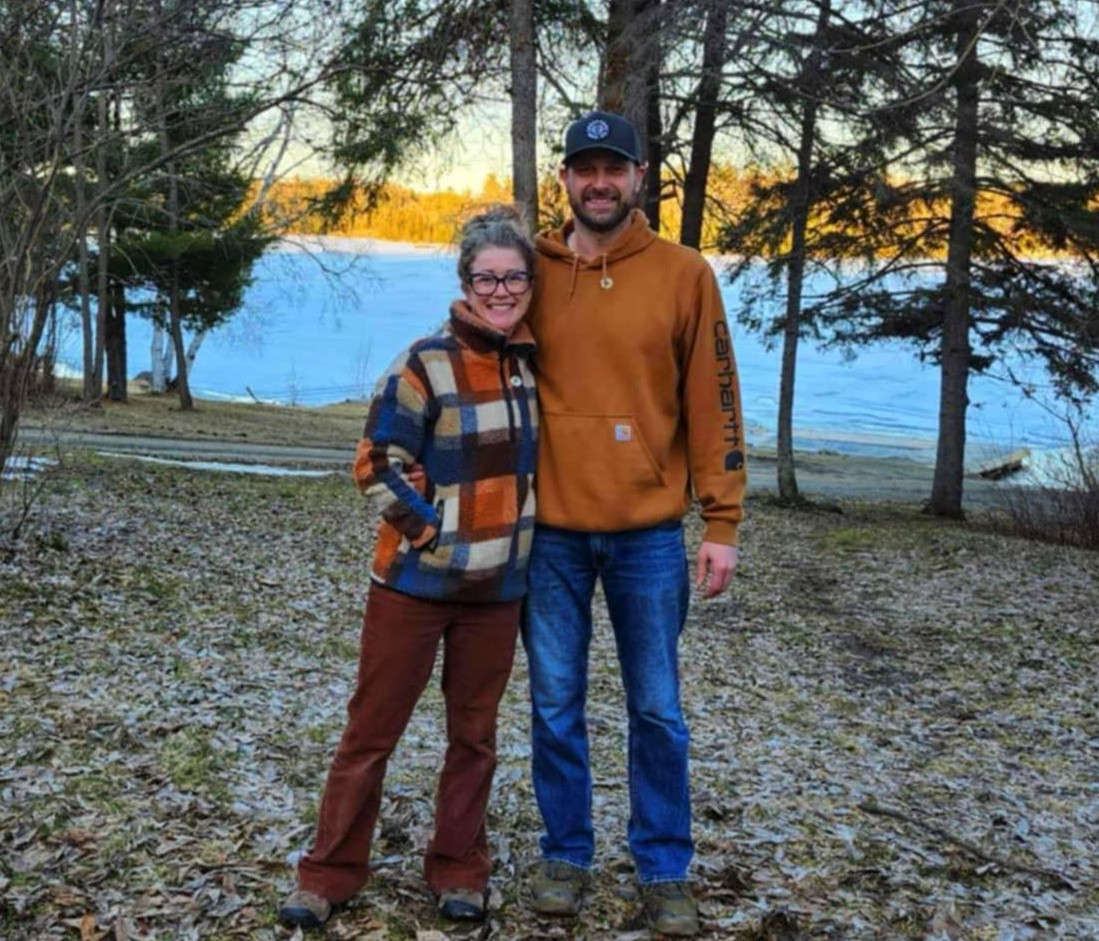 Hosts of pipestone lodge